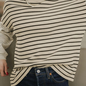 Remera Negro A Rayas Suelto