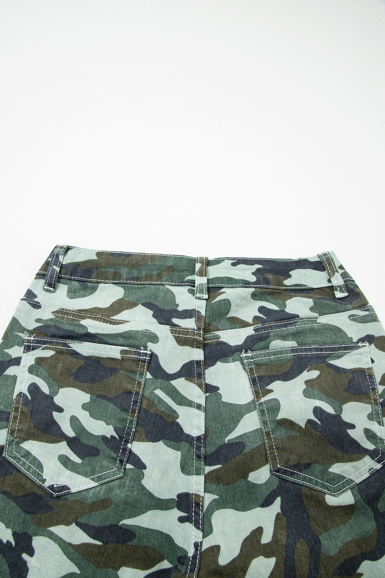 Jean Verde Camuflado Estampado Pierna Ancha Cordón - Image 6