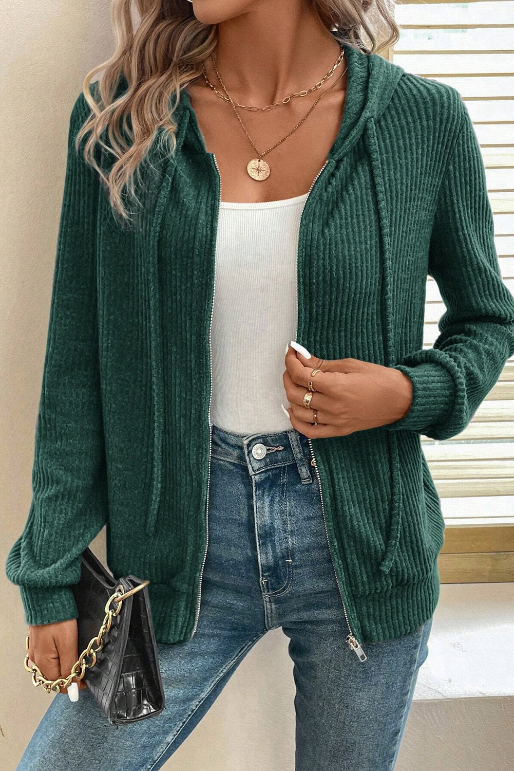 Hoodie Verde Pino Acanalado Con Cierre - Image 5