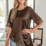 Blusa Café Encaje Manga Corta