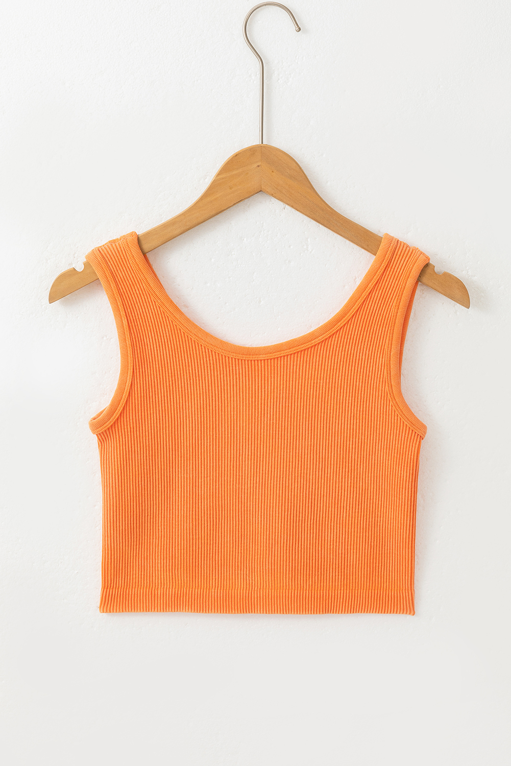 Top Corto Naranja Canalé Sin Costuras - Image 4