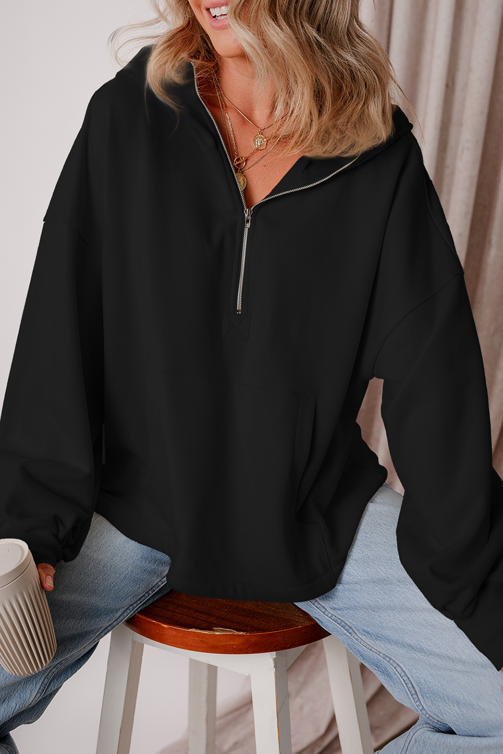 Hoodie Negro Frisado Suelto Con Cierre - Image 5