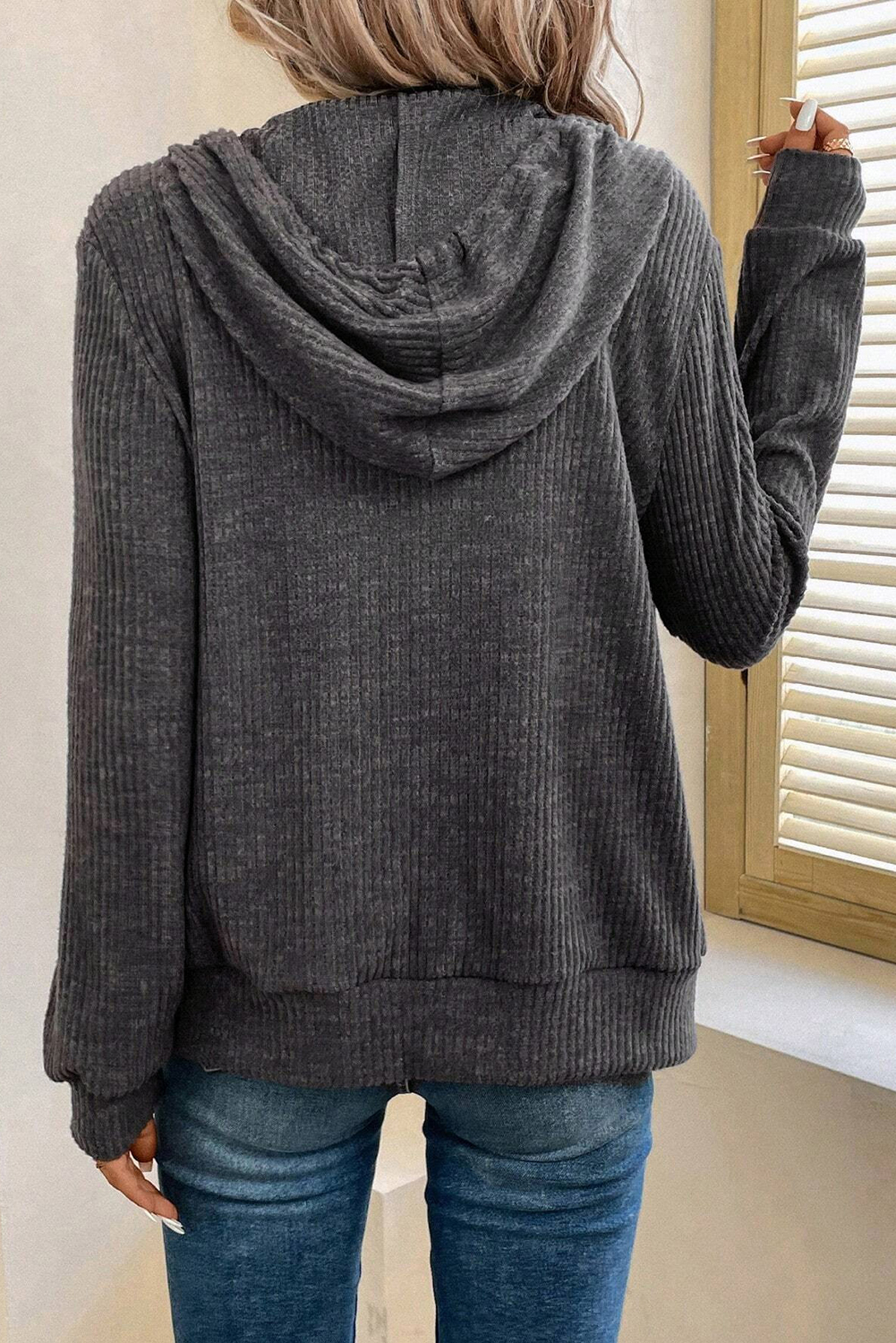 Hoodie Gris Oscuro Acanalado Con Cierre - Image 2