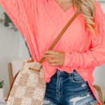 Top Damasco Rosa Floral Oversize Escote V