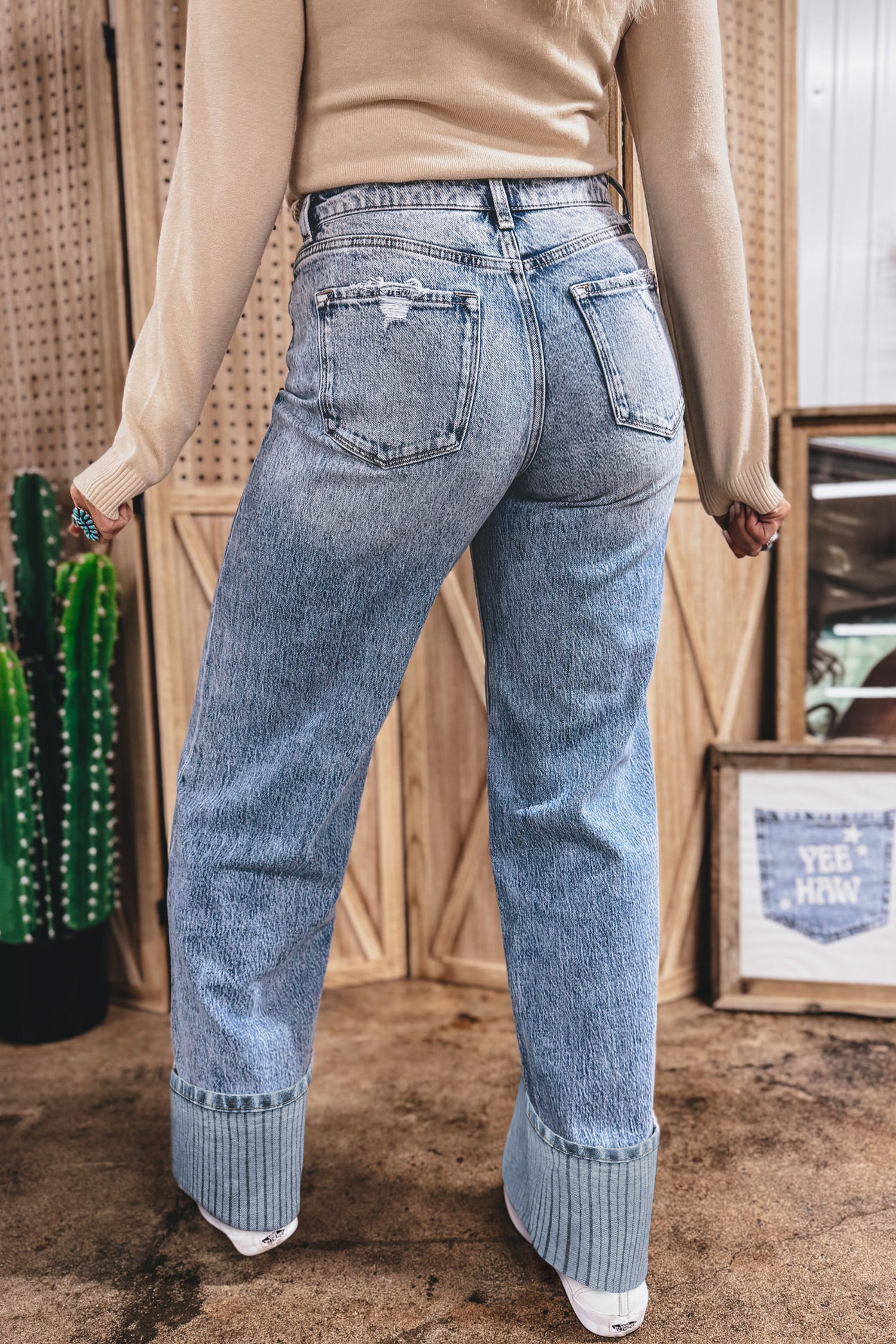Jean Ashleigh Azul Con Puño Recto Suelto - Image 2