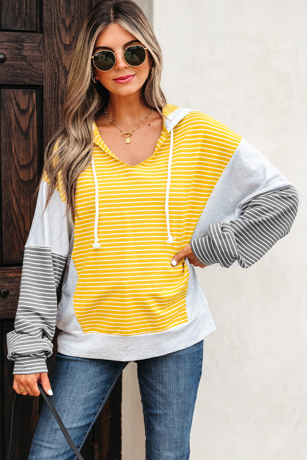 Hoodie Amarillo a Rayas Combinado Suelto Escote V