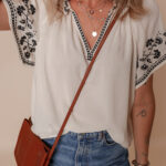Blusa Blanco Floral Manga Corta Escote V
