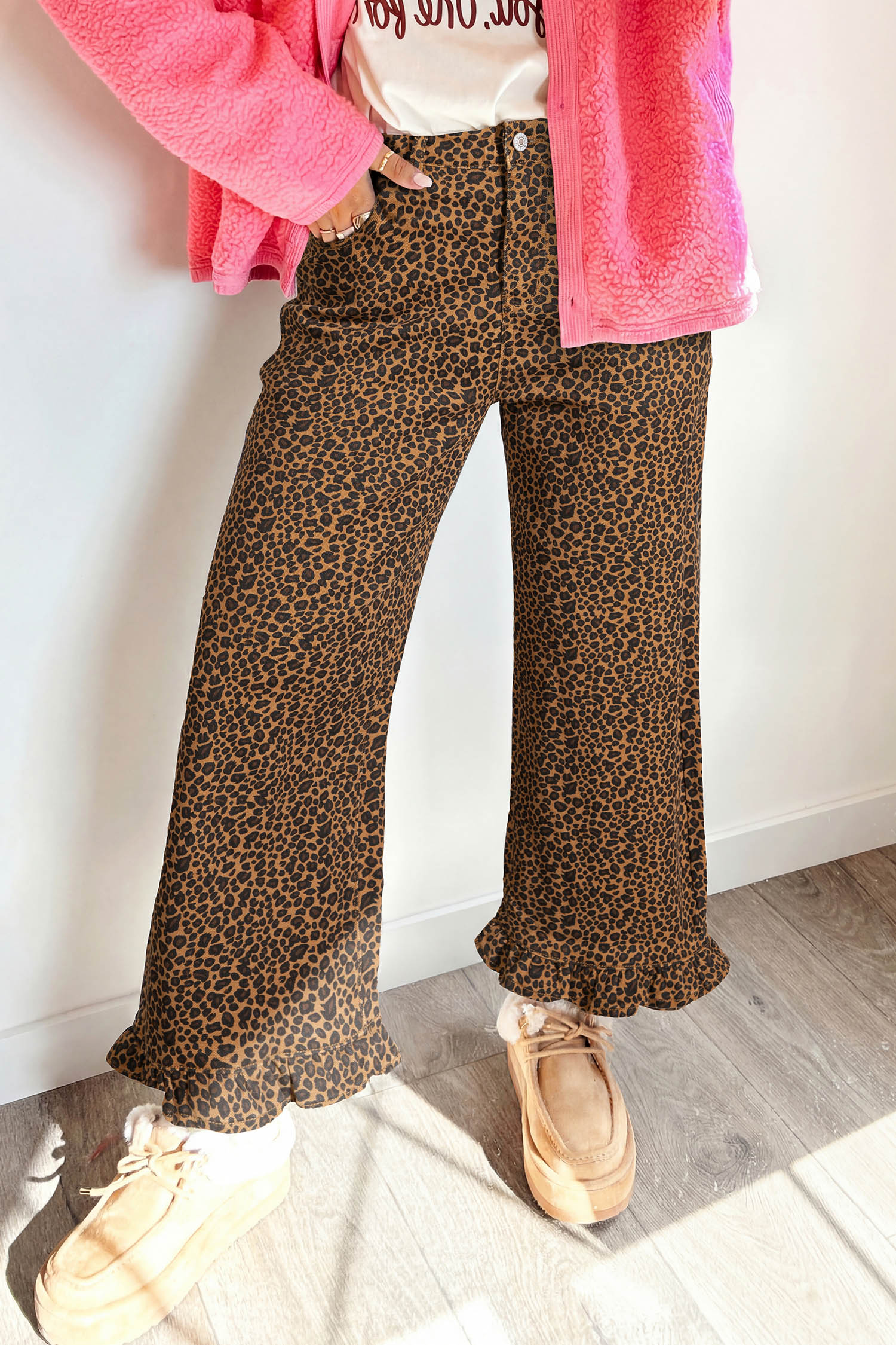 Jean Marrón Animal Print Leopardo Estampado Con Volados - Image 3
