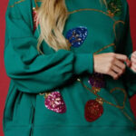 Buzo Verde Oscuro Con Lentejuelas Oversize