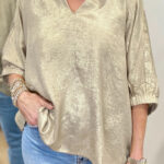 Blusa Beige Metalizado Manga Corta Escote V