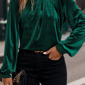 Blusa Verde Pino Con Recorte Manga Larga