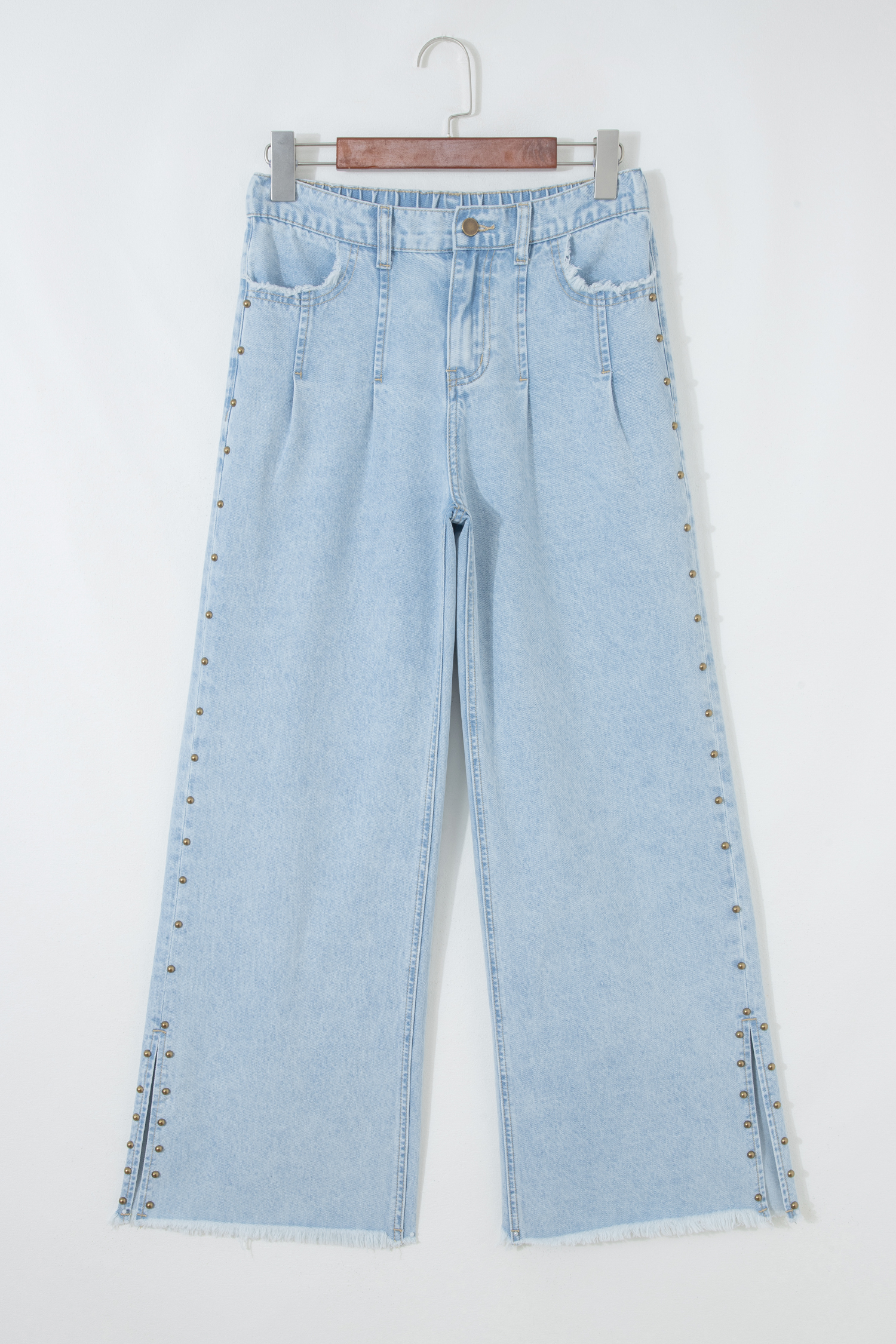 Jean Azul Con Tachas Lateral Con Abertura Pierna - Image 6