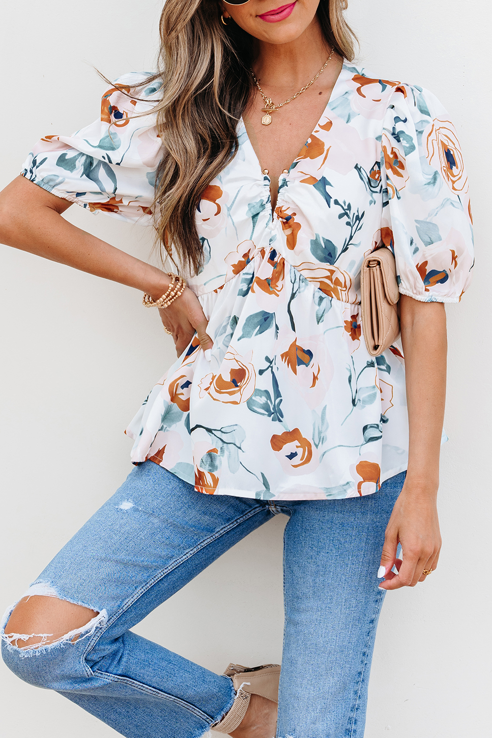 Blusa Verde Floral Manga Abullonada Estilo Babydoll Escote V - Image 6
