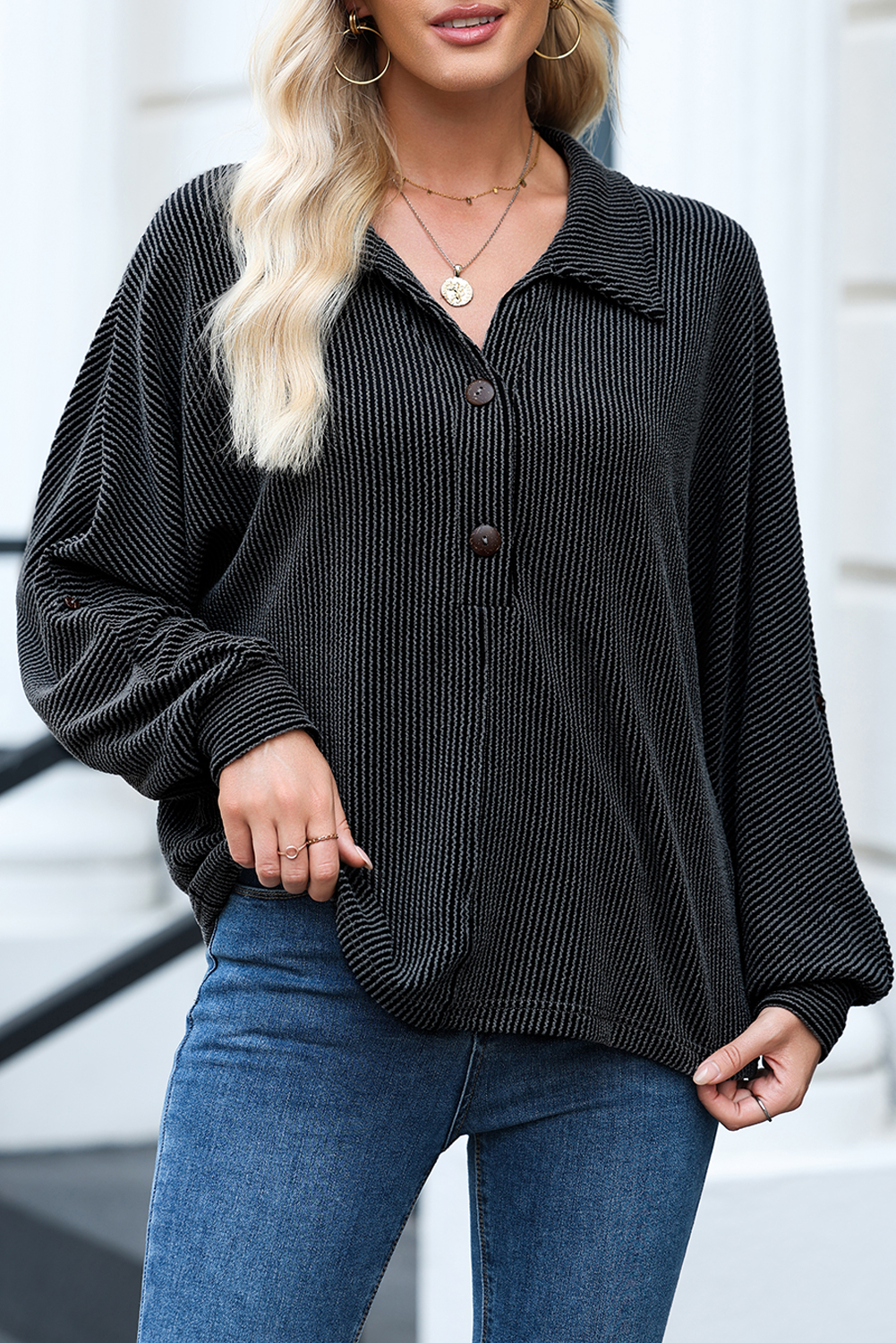 Top Negro Acanalado Oversize Con Cuello