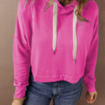 Hoodie Rosa Suave Hombro Caído Corto