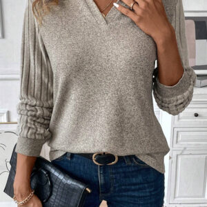 Top Gris Humo Acanalado Escote V