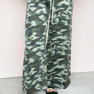 Jean Verde Camuflado Estampado Pierna Ancha Cordón