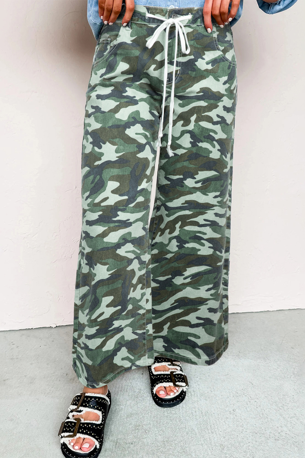 Jean Verde Camuflado Estampado Pierna Ancha Cordón