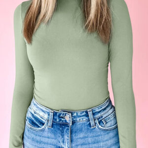 Top Verde Ajustado Cuello Alto