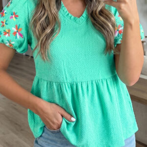 Blusa Menta Bordado Manga Abullonada Escote V