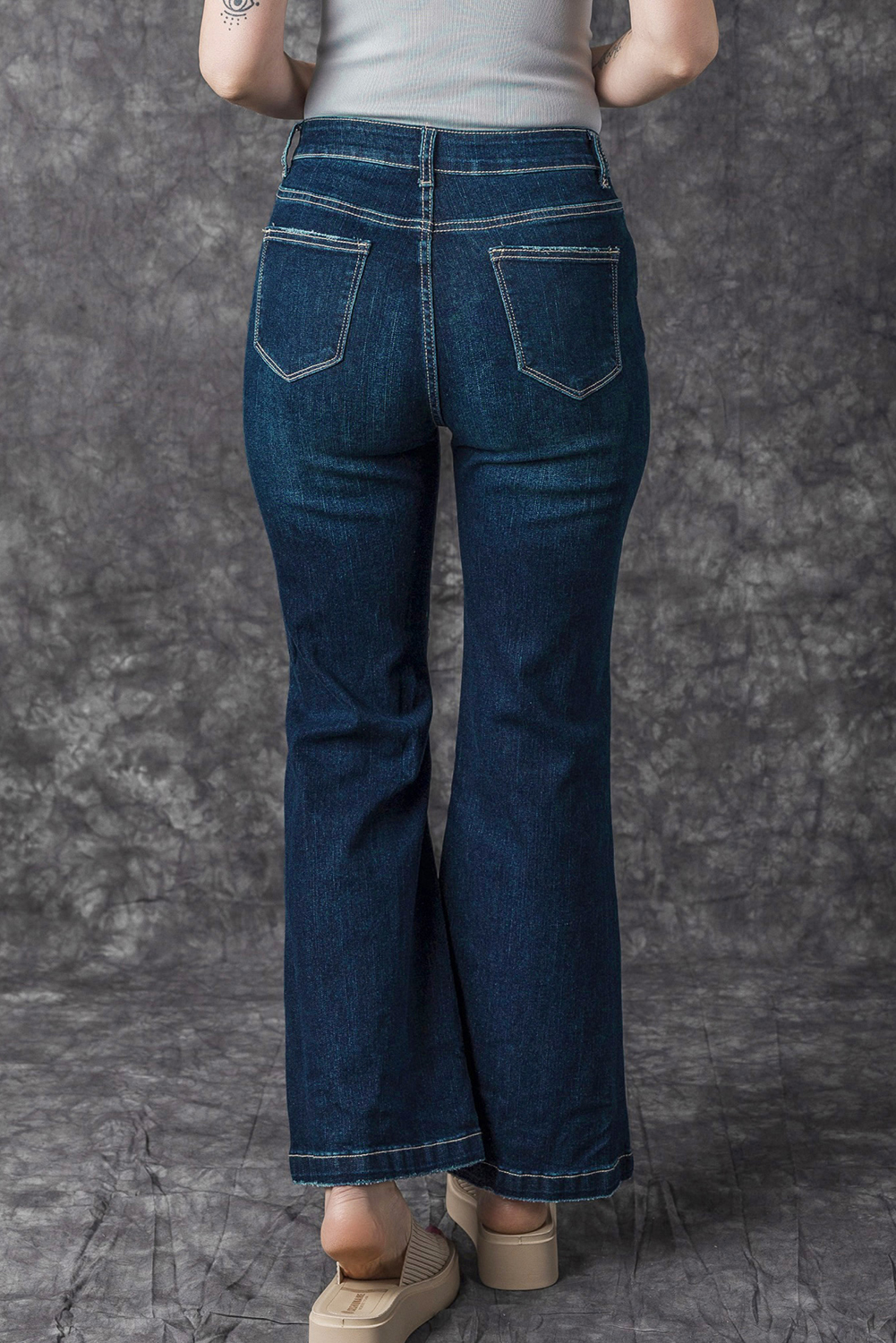 Jean Verde Azulado Desgastado Acampanado Tiro Alto - Image 2