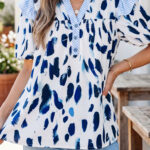 Blusa Beige Con Volados Escote V