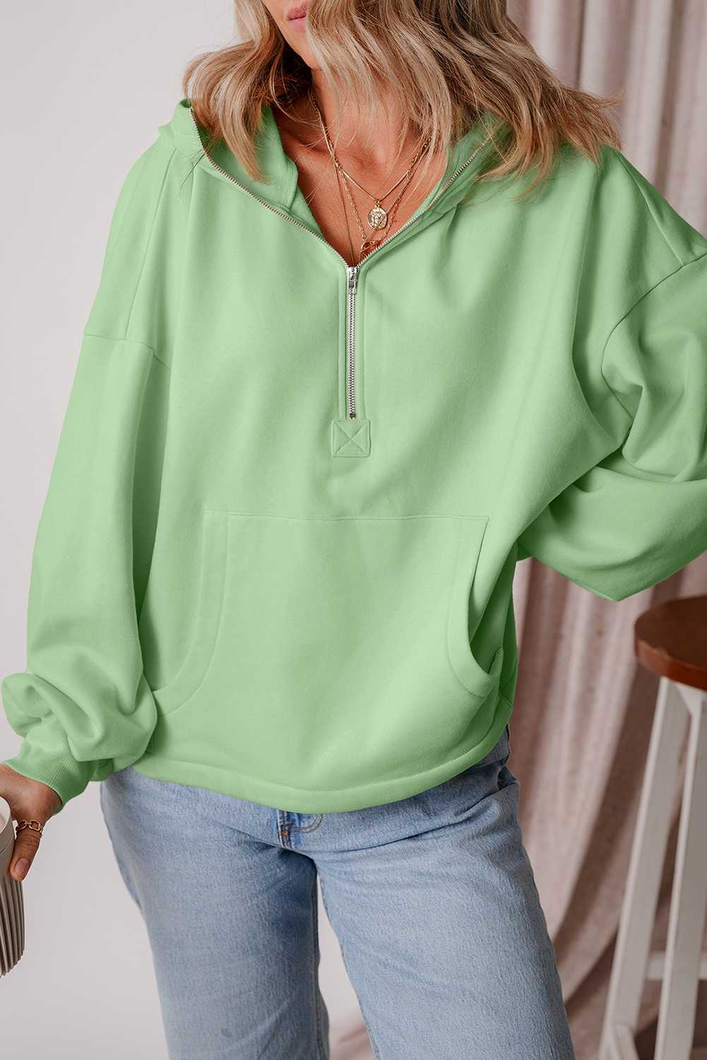 Hoodie Verde Humo Frisado Suelto Con Cierre - Image 3