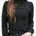 Top Negro Cuello Alto