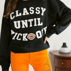 Buzo Negro Estampado con Texto Suelto