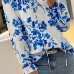 Blusa Azul Floral Manga Larga Escote V