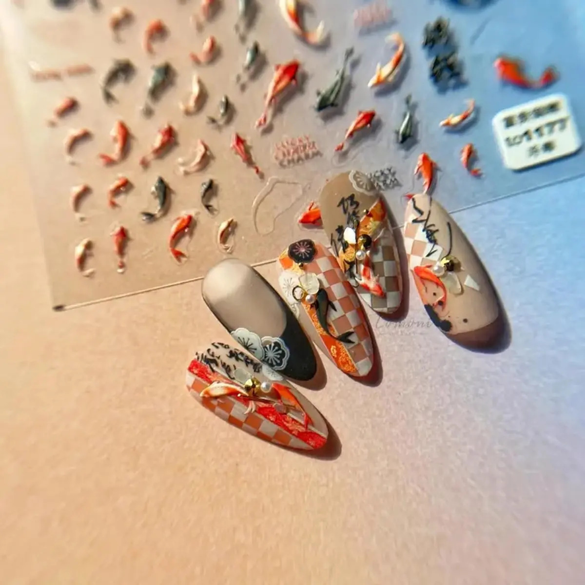 Pegatinas De Nail Art De Peces Koi Rojos Y Pez Dorado De 5d - Image 3