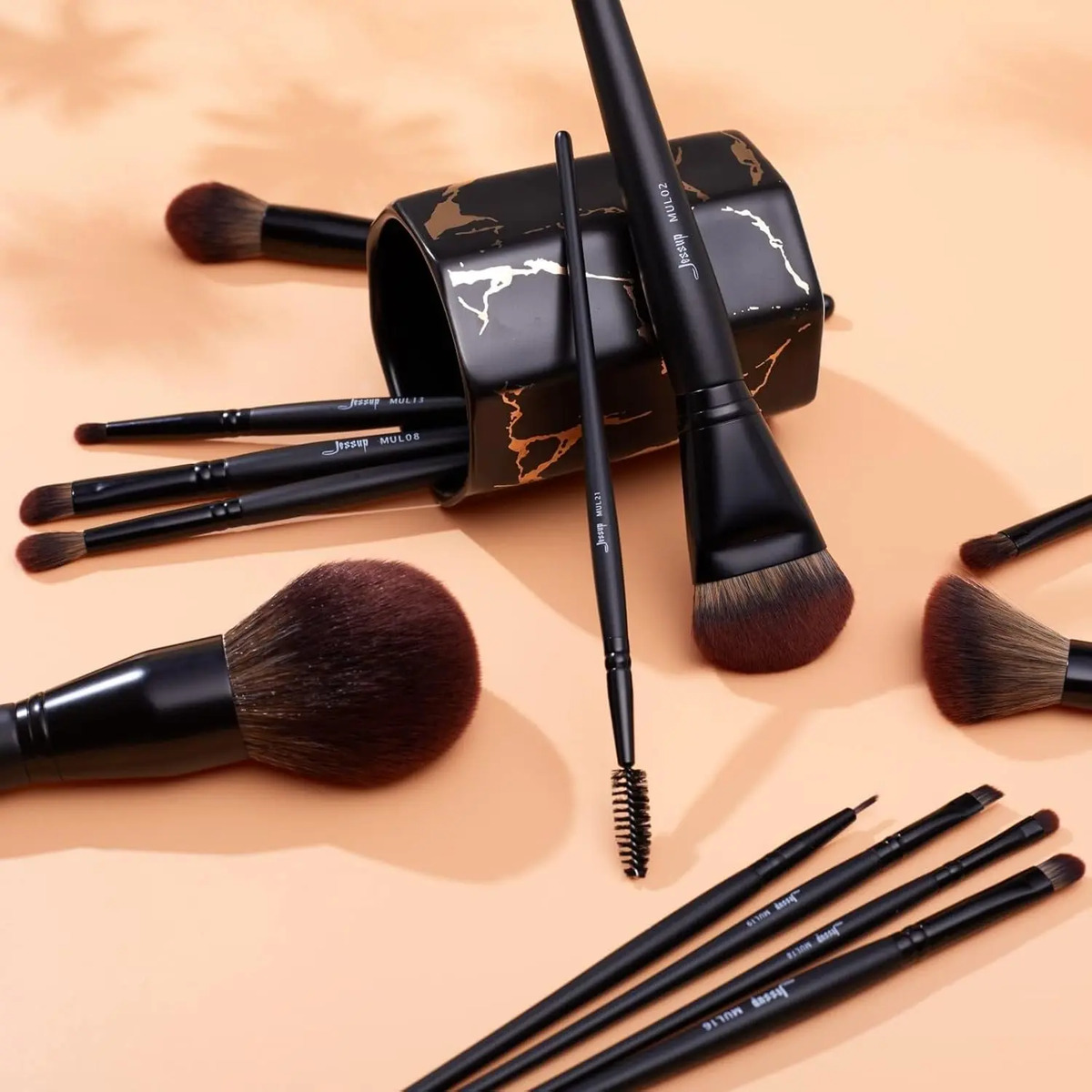 Pinceles De Maquillaje Profesionales Veganos De 13 Piezas En Negro - Image 8