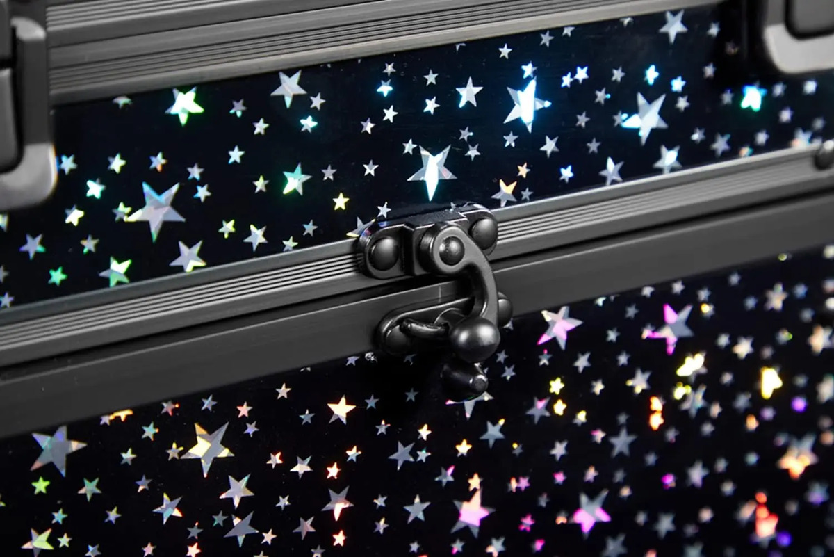 Estuche Portátil De Maquillaje Negro Con Estrella Brillante - Image 6