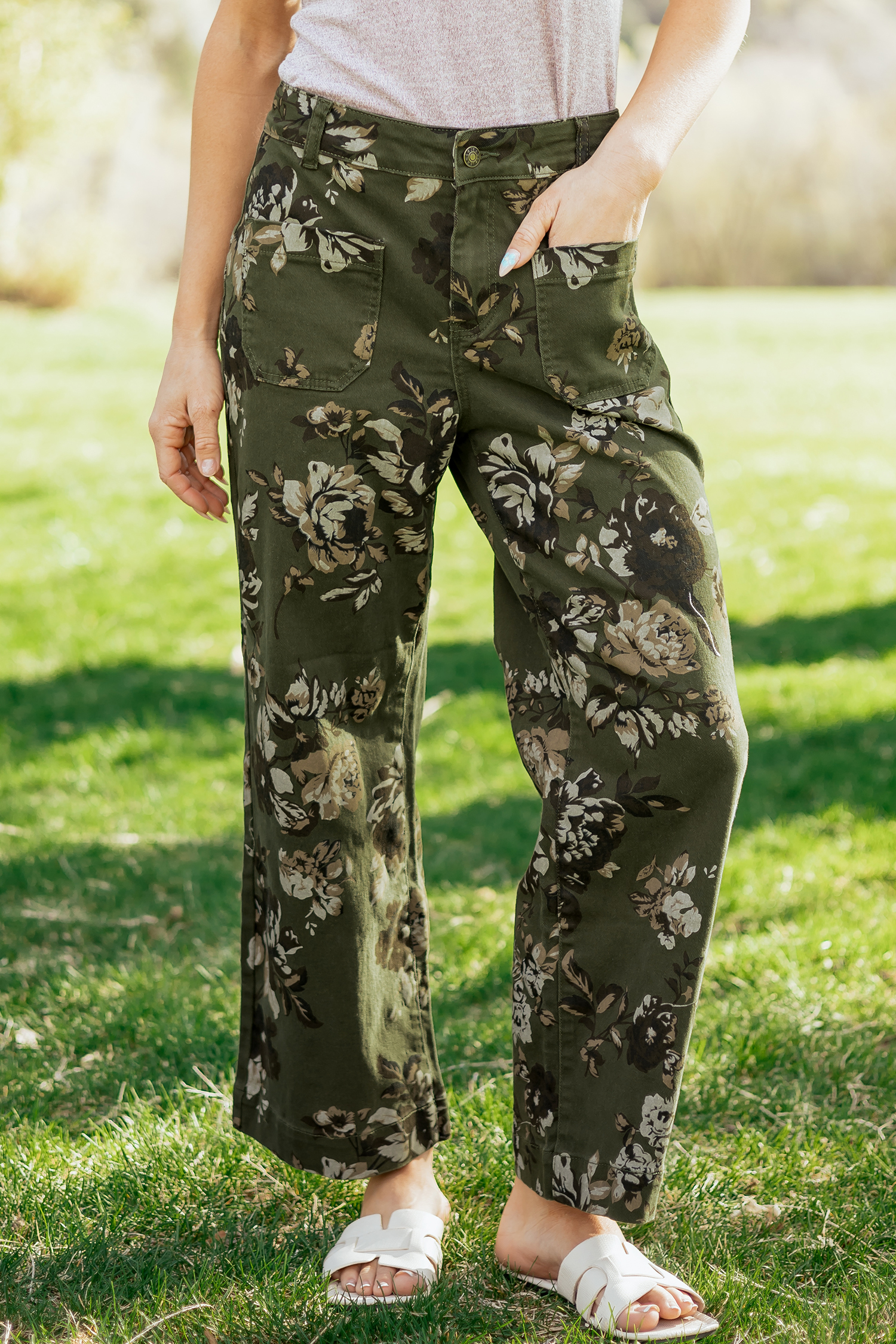 Jean Verde Vintage Floral Estampado Cuadrado Aplicado - Image 4