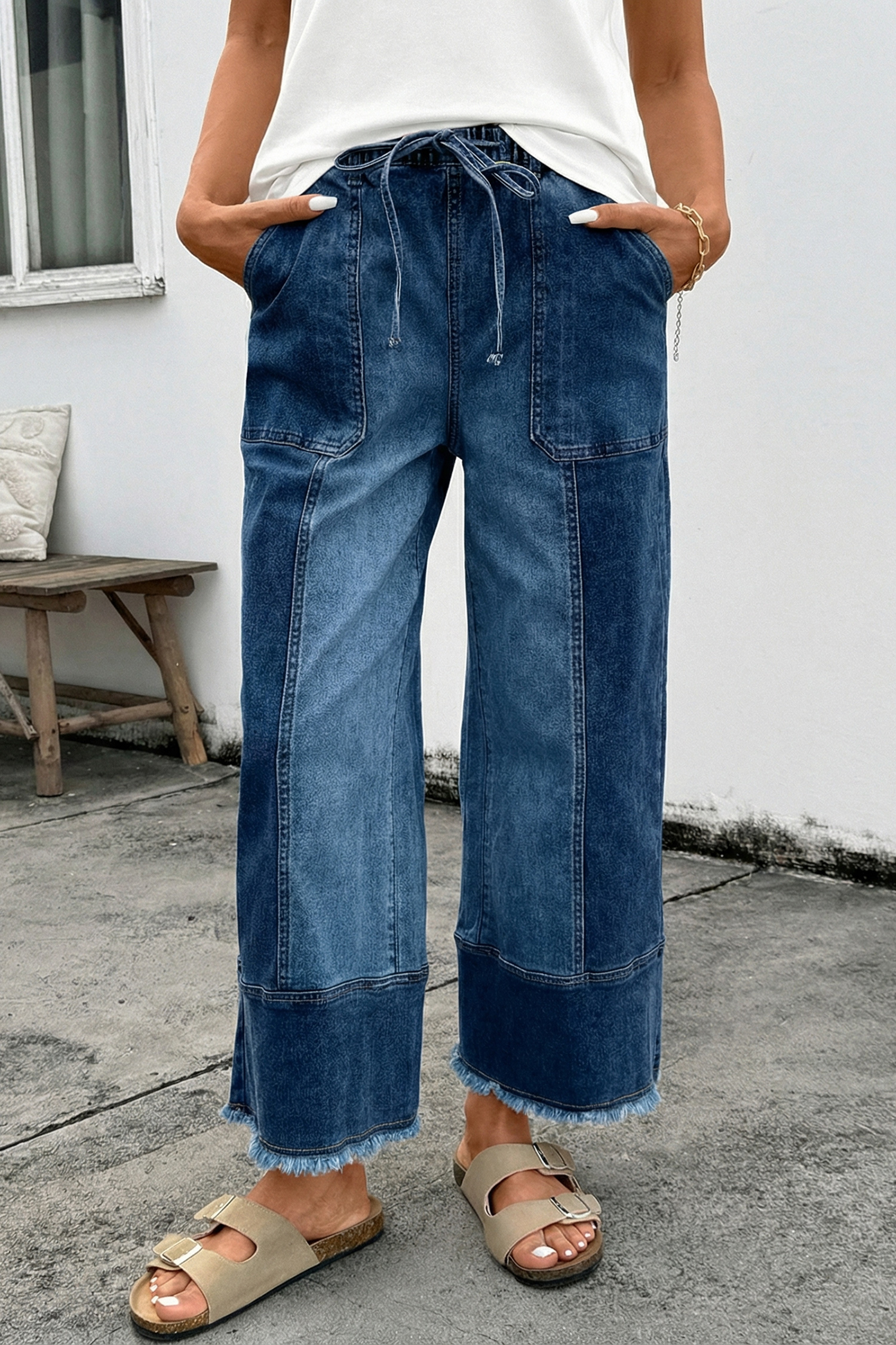 Jean Prusia Azul Cordón Con Costura Detalle Crudo Ruedo