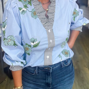 Blusa Azul Celeste Con Volados Escote V