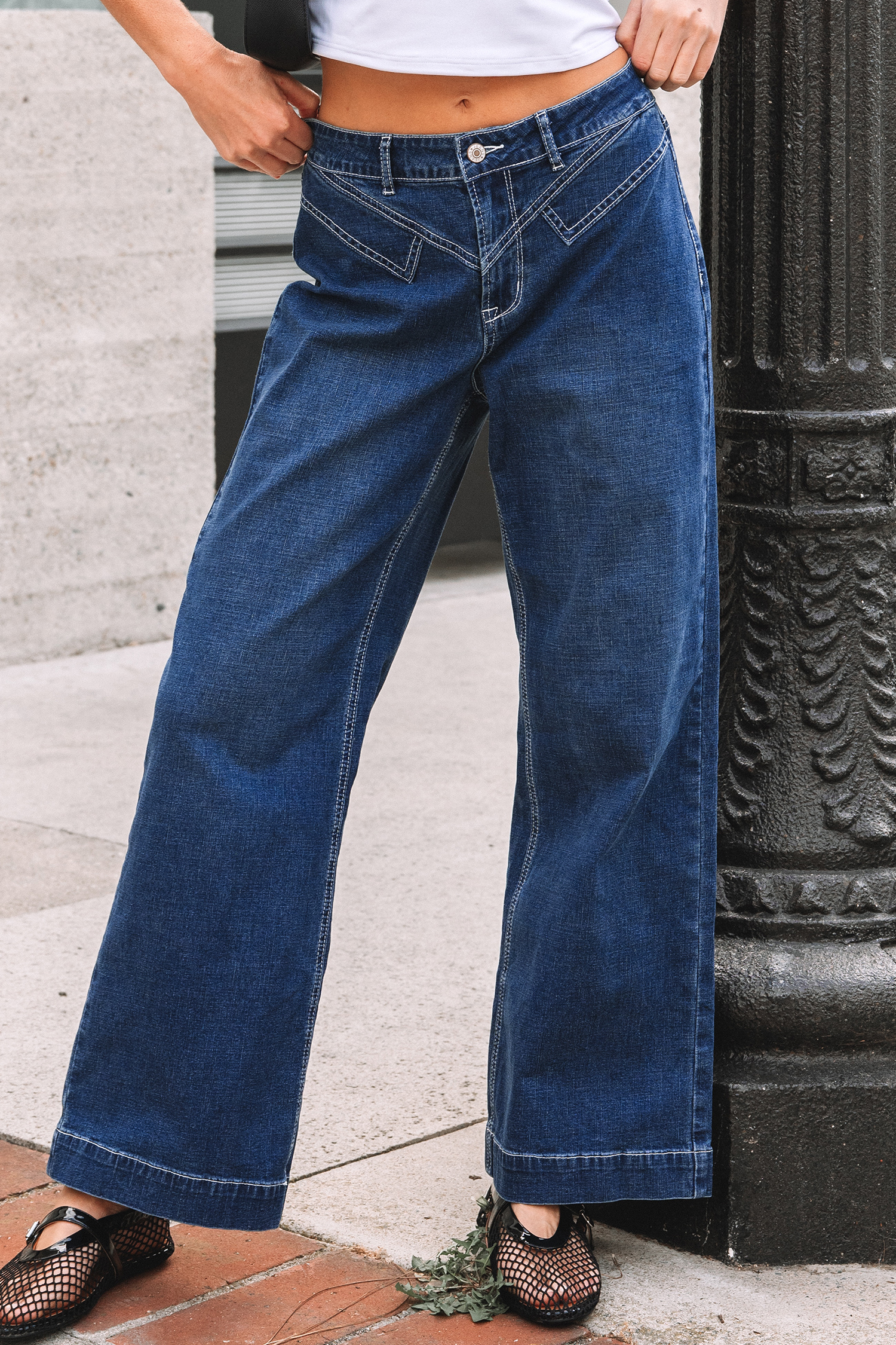 Jean Sail Azul Con Costura Cintura Detalle Suelto Con Puño