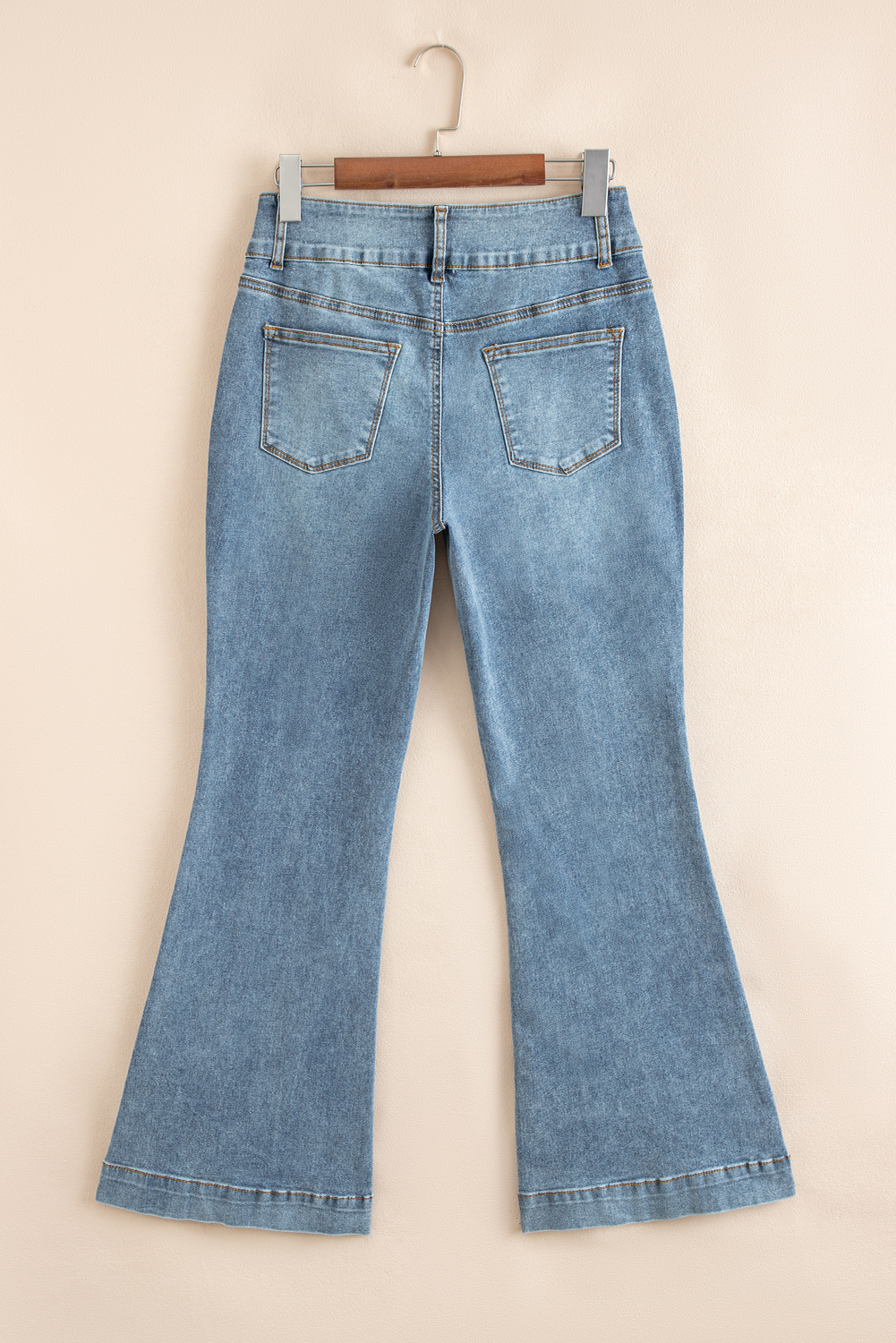 Jean Crepúsculo Azul 2 Botón Tiro Alto Vivo Ribete Bootcut - Image 5