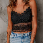 Top Corto Negro Crochet Tipo Bralette