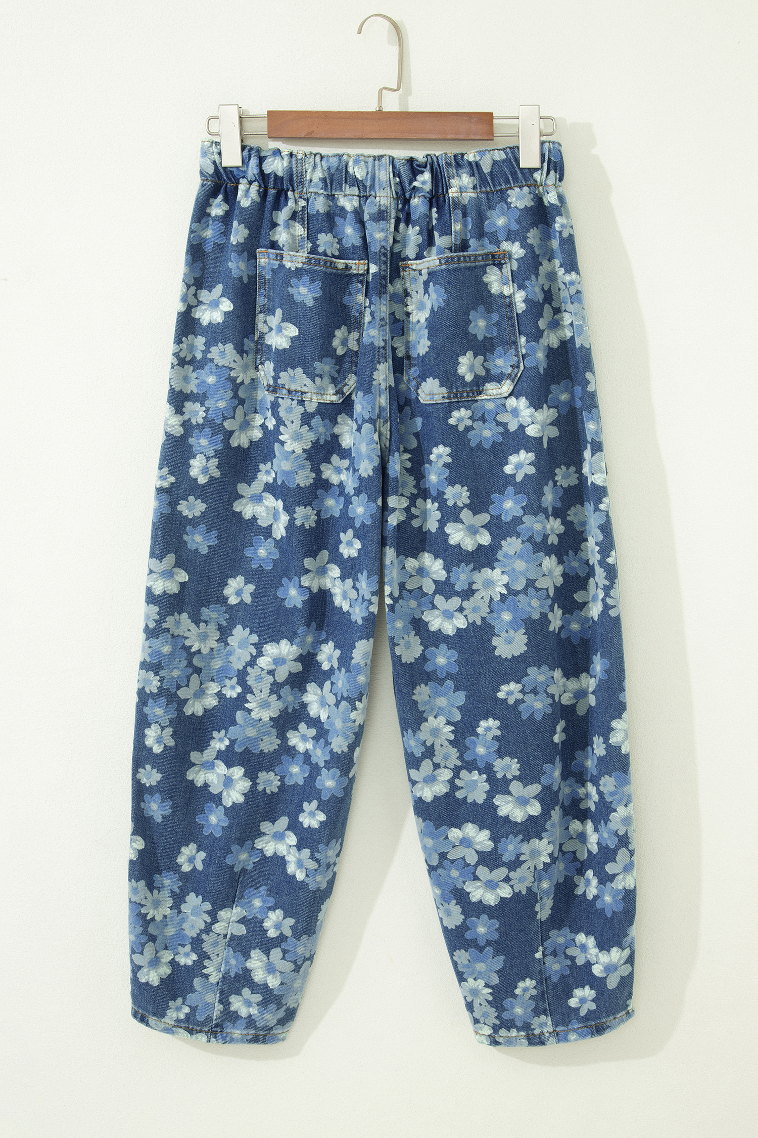 Jean Celeste Delicado Floral Estampado Cordón Barrel - Image 6