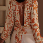 Blusa Naranja Floral Manga Larga