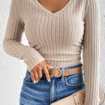 Top Damasco Acanalado Escote V