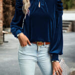 Blusa Azul Celeste Manga Abullonada Cuello Alto