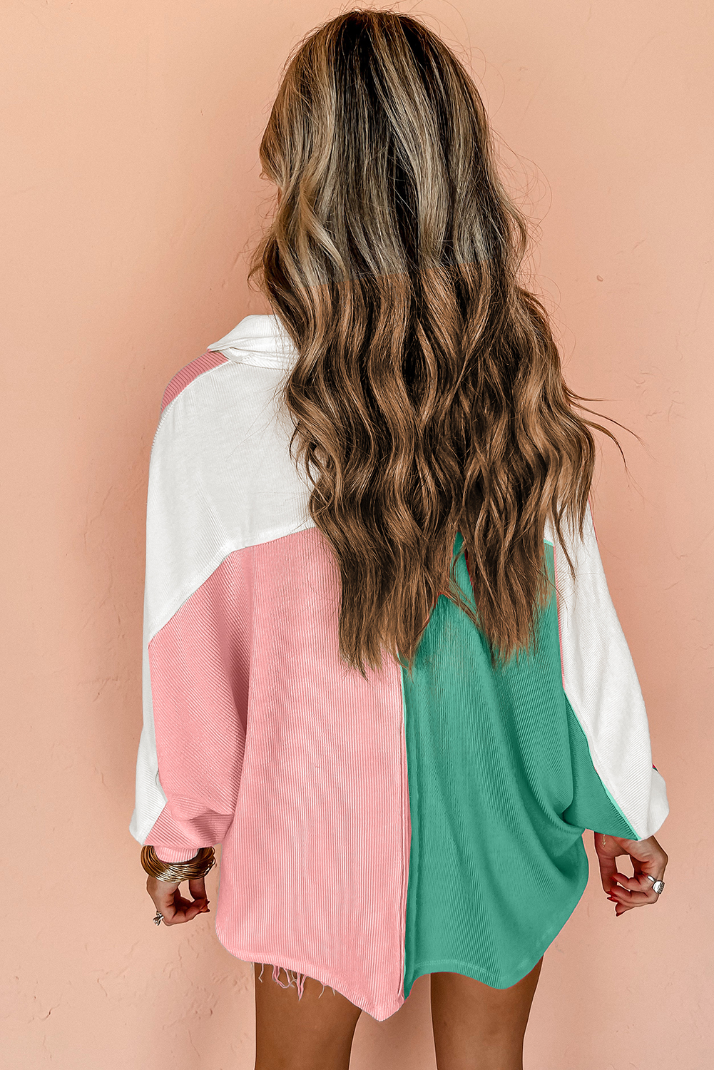 Buzo Rosa Combinado Oversize Con Cuello - Image 2