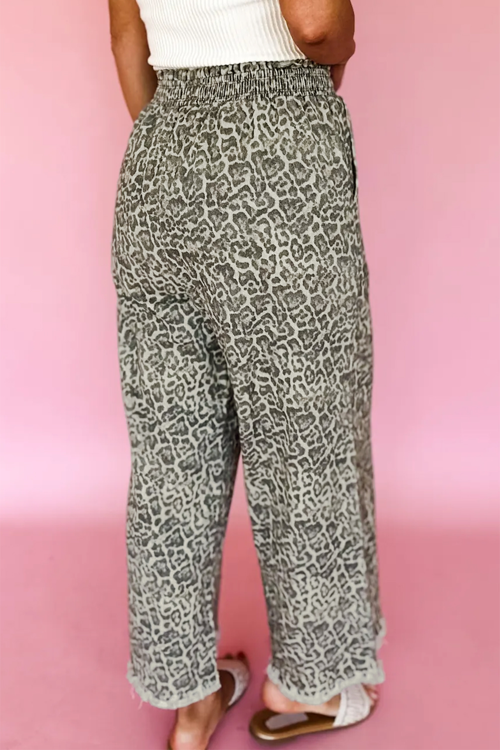 Jean Marrón Animal Print Leopardo Estampado Crudo Ruedo - Image 2