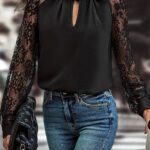 Blusa Negro Con Recorte
